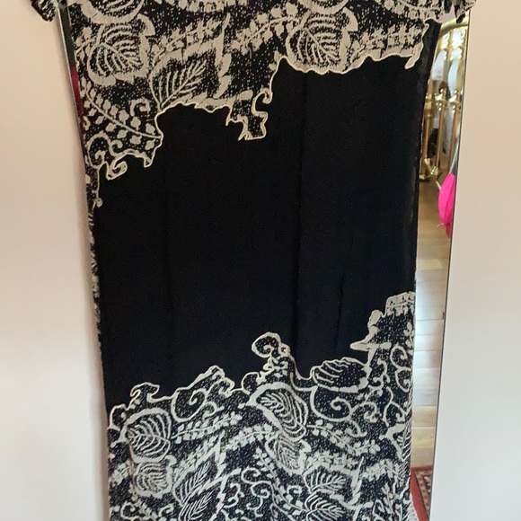 Silk by Papaya - Picture 2 of 2